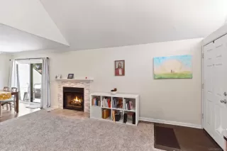 Photo #2: 260018603 Listing