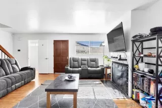 Photo #6: 260018621 Listing