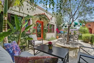 Photo #3: 260018626 Listing