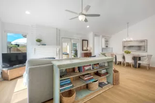 Photo #5: 260018647 Listing
