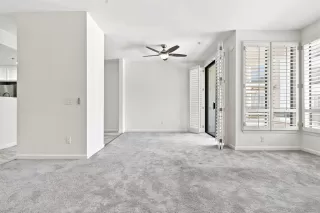 Photo #3: 260018655 Listing