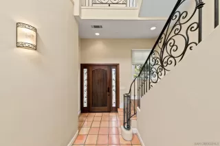 Photo #3: 260018689 Listing