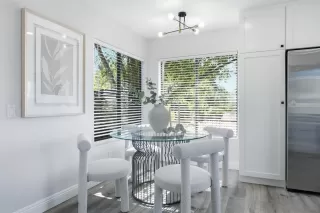 Photo #4: 260018698 Listing