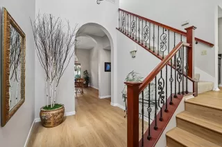 Photo #3: 260018720 Listing