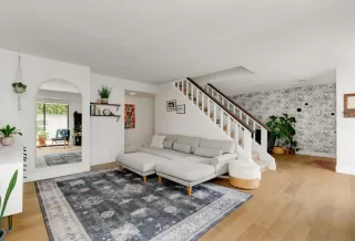 Photo #5: 260018723 Listing
