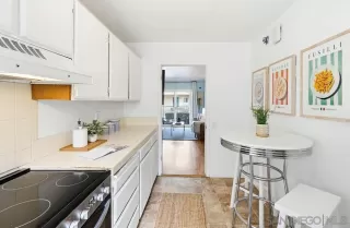 Photo #2: 260018727 Listing