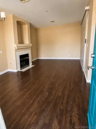 Photo #4: 260018731 Listing