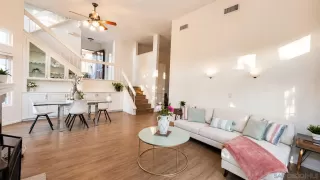 Photo #3: 260018733 Listing