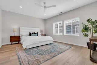 Photo #3: 260018746 Listing