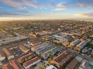 Photo #4: 260018746 Listing