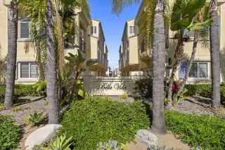 Photo #1: 260018753 Listing