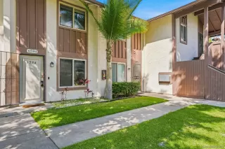 Photo #1: 260018769 Listing
