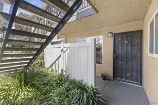 Photo #3: 260018775 Listing