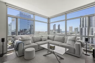 Photo #1: 260018786 Listing 