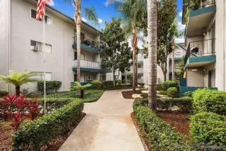 Photo #1: 260018794 Listing