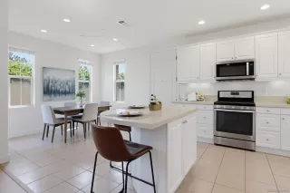 Photo #6: 260018816 Listing