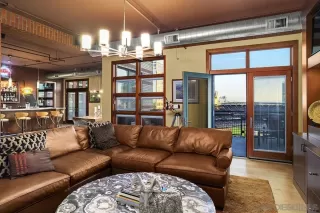 Photo #3: 260018868 Listing