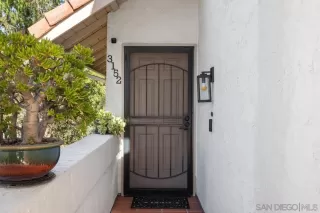 Photo #3: 260018879 Listing 