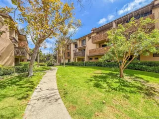 Photo #1: 260018929 Listing