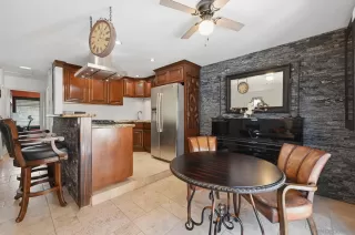 Photo #6: 260018930 Listing