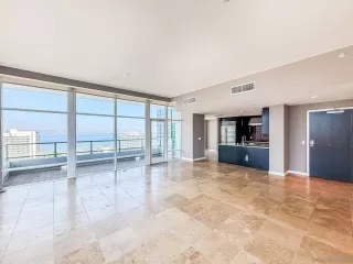 Photo #6: 260019009 Listing