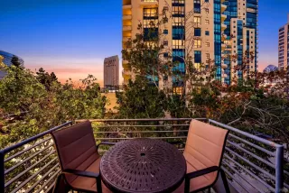 Photo #1: 260019016 Listing