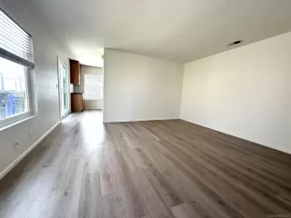 Photo #5: 260019020 Listing