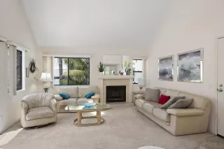 Photo #2: 260019031 Listing