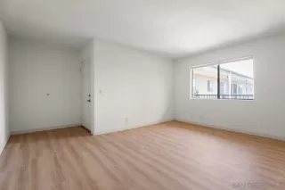Photo #3: 260019084 Listing