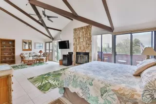 Photo #2: 260019094 Listing