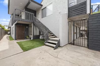 Photo #6: 260019102 Listing