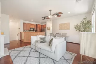 Photo #3: 260019120 Listing