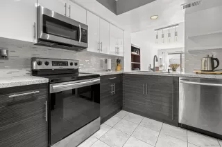 More Details about MLS # 260019149 : 814 AMERICA WAY