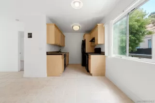 Photo #2: 260019204 Listing 