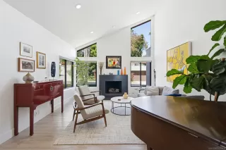 Photo #3: 260019216 Listing