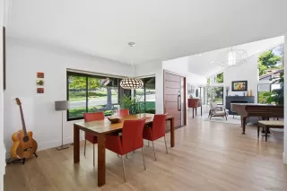 Photo #6: 260019216 Listing