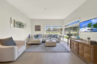 Photo #4: 260019219 Listing