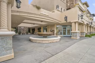 Photo #1: 260019223 Listing