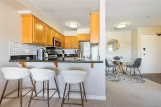 Photo #4: 260019238 Listing