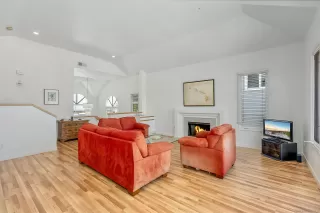 Photo #5: 260019239 Listing