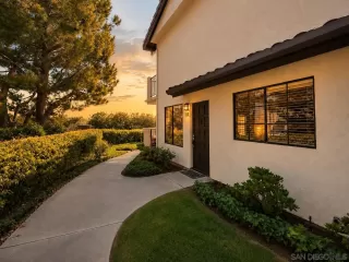 Photo #2: 260019242 Listing