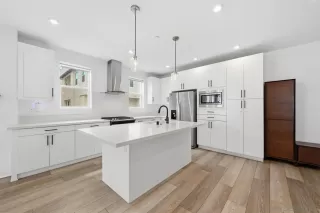 Photo #3: 260019258 Listing 