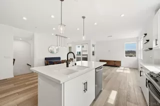 Photo #4: 260019258 Listing 