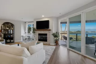 Photo #4: 260019295 Listing