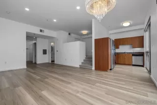 Photo #5: 260019296 Listing