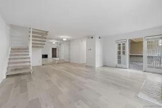Photo #1: 260019317 Listing