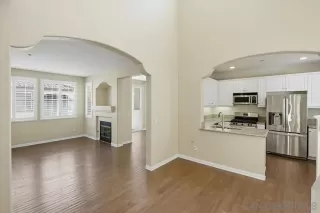 Photo #4: 260019330 Listing 