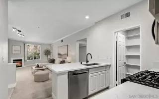 Photo #1: 260019344 Listing 