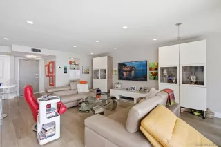 Photo #6: 260019352 Listing