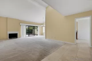 Photo #3: 260019358 Listing